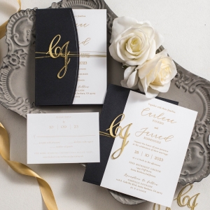Elegant Romance Wedding Invitations With Customized 3D Stickers WSNT010