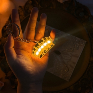 Mirror Glow Crown Favor Keychains RFGT021