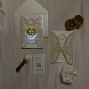 Romantic Laser Cut Pocket with LED Heart Tag for Wedding Invitation Suite RACRL072